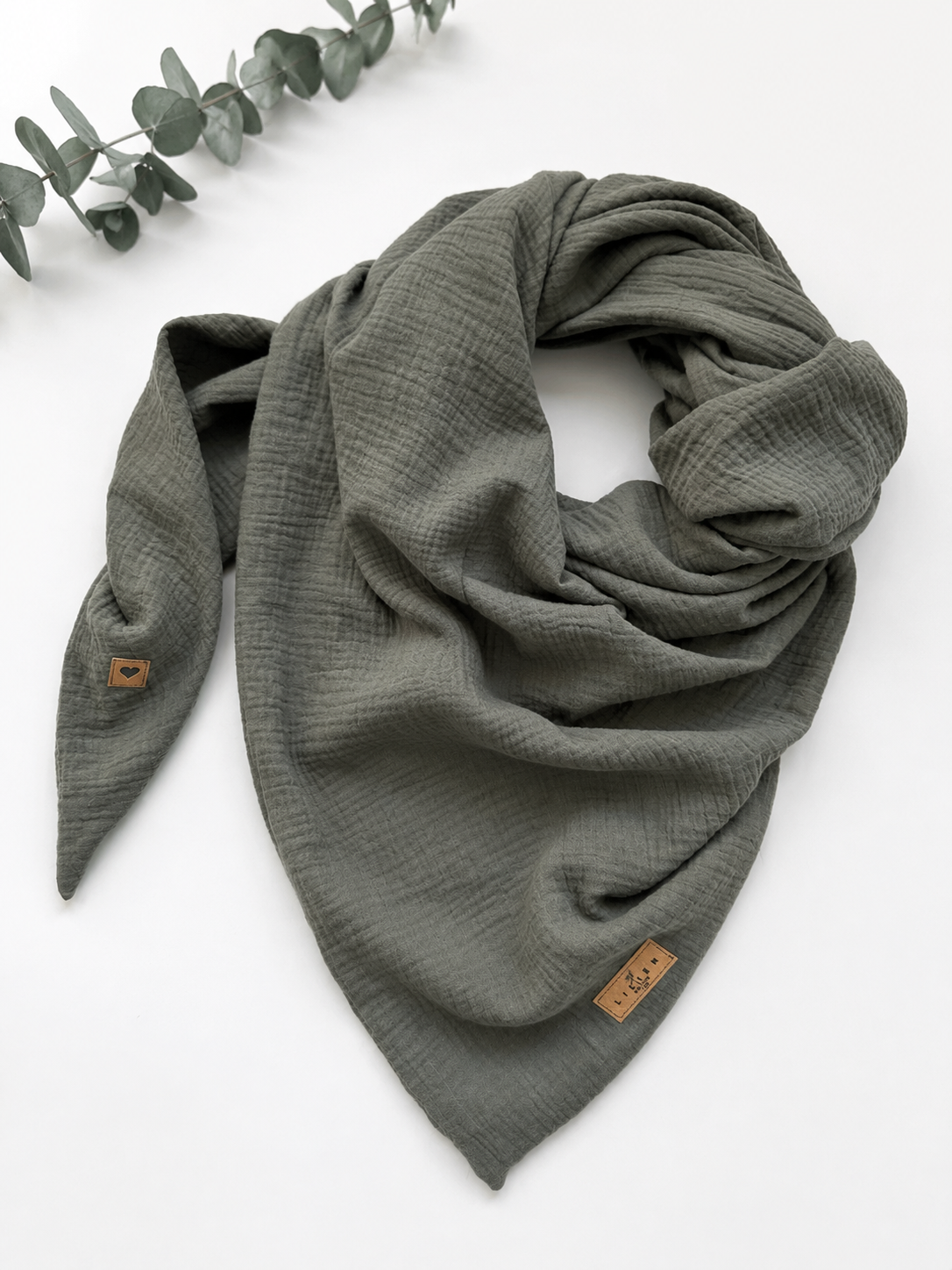 Musselin Schal weich, leicht & zeitlos Olivegrau
