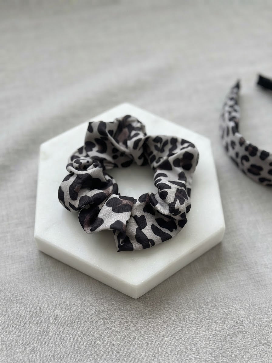 Handmade Scrunchie 2er-Set | Animal Print