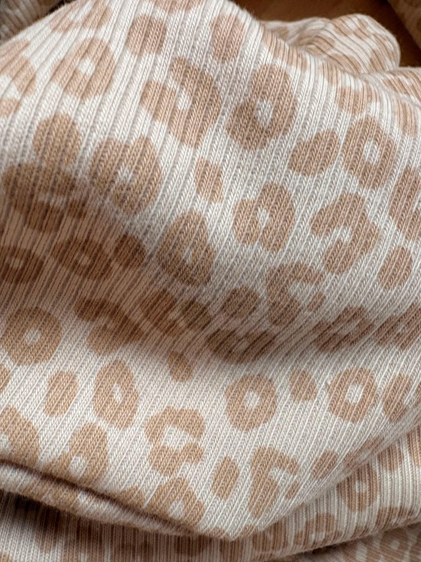 Musselin Loop Leo Beige Jersey
